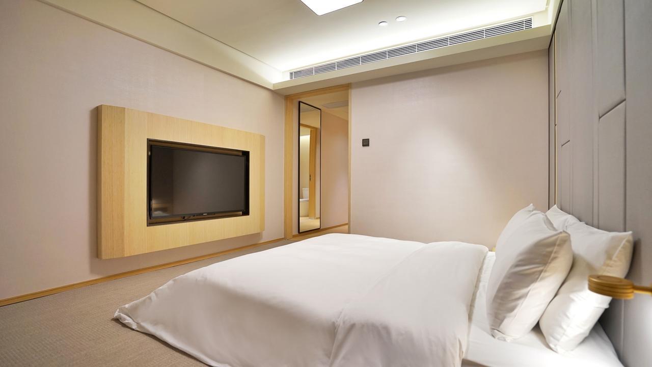 Ji Hotel Shanghai Baoshan Youyi Road Bagian luar foto