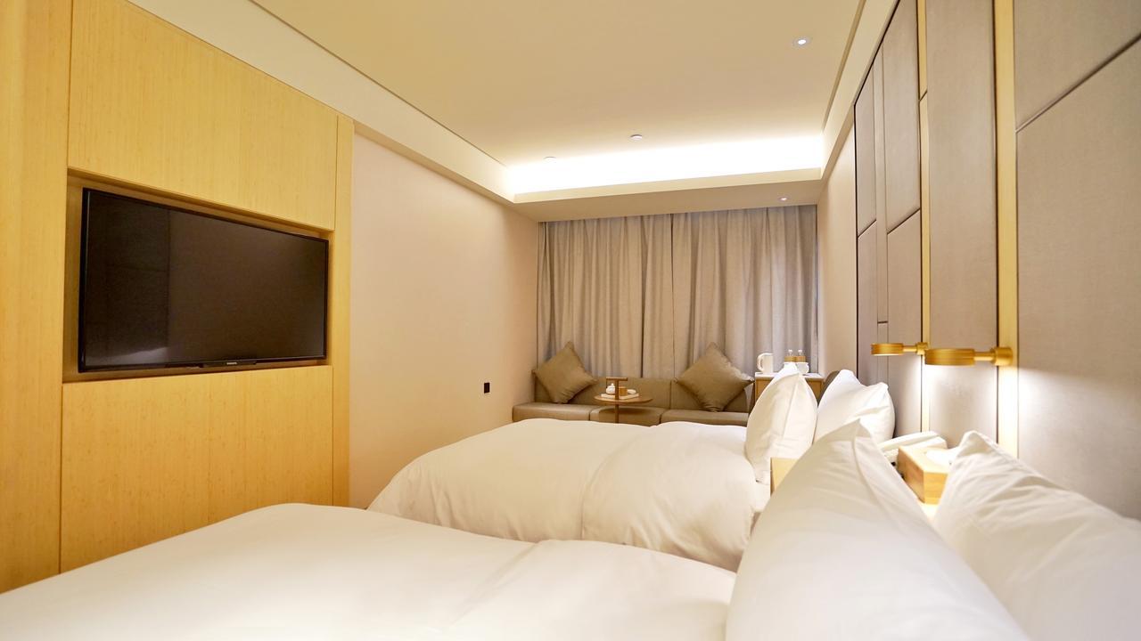 Ji Hotel Shanghai Baoshan Youyi Road Bagian luar foto