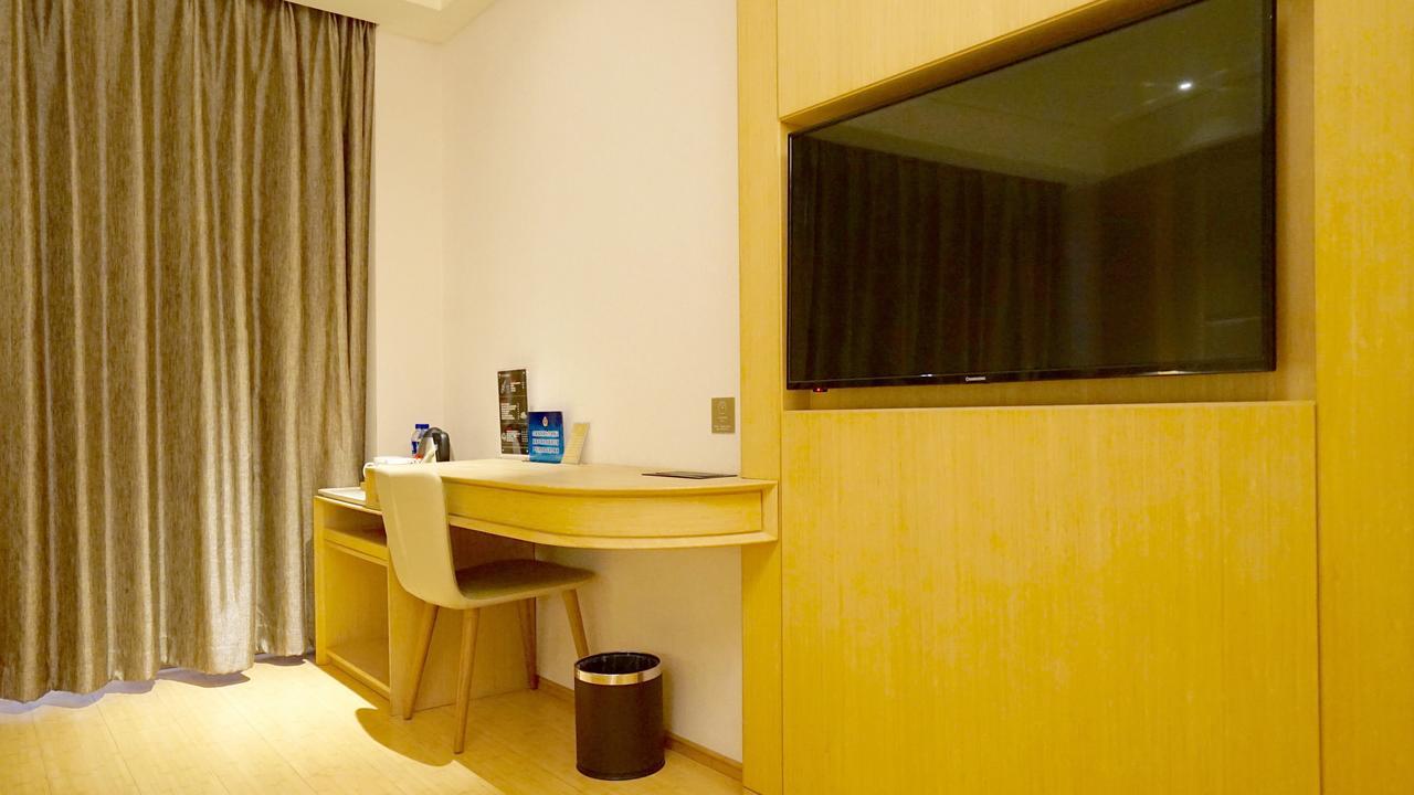 Ji Hotel Shanghai Baoshan Youyi Road Bagian luar foto