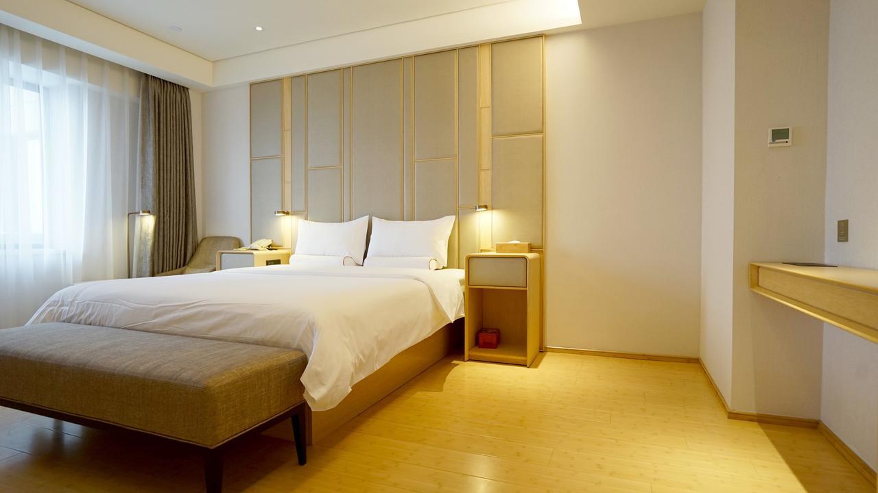 Ji Hotel Shanghai Baoshan Youyi Road Bagian luar foto
